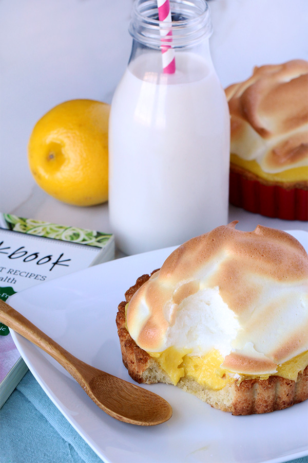lemon meringue - keto friendly desserts