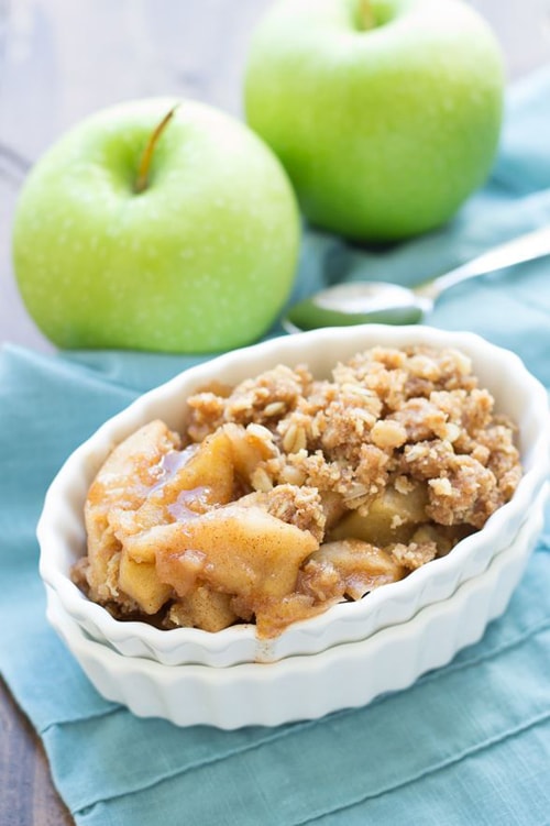 Easy Slow Cooker Desserts - Apple Crisp