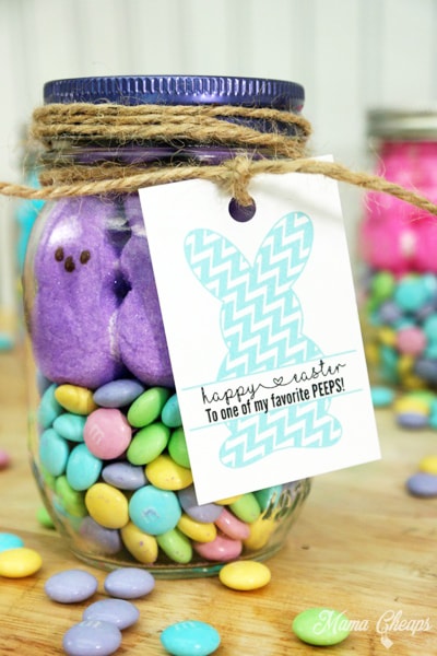 These Easter mason jar ideas are AWESOME for decorating and Easter gifts. Save it for later if you love mason jar crafts!