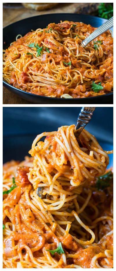 25 Pasta Recipes: Spicy Tomato Cream Pasta