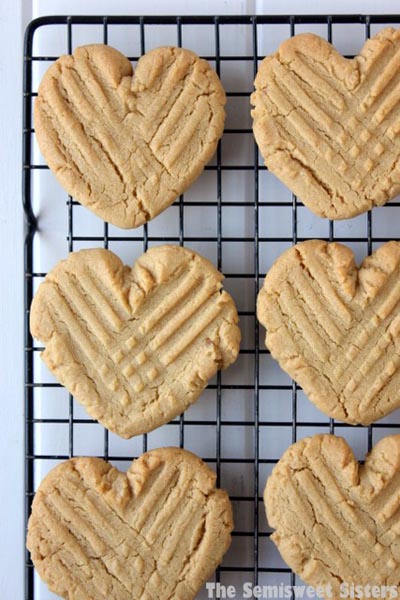 40 Valentine's Day Cookies: Heart Shaped Peanut Butter Cookies