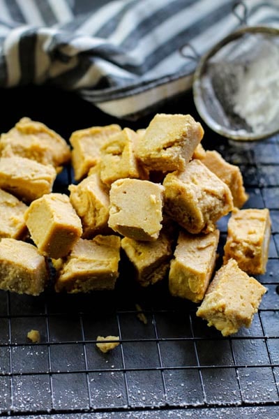 20 Keto Desserts: Keto Peanut Butter Fudge