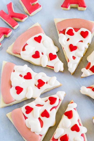 40 Valentine's Day Cookies: Pizza My Heart Cookies