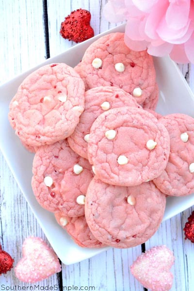40 Valentine's Day Cookies: Strawberry Milkshake Cookies