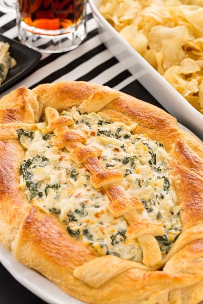 25 Super Bowl Snacks: Super Bread Bowl Dip