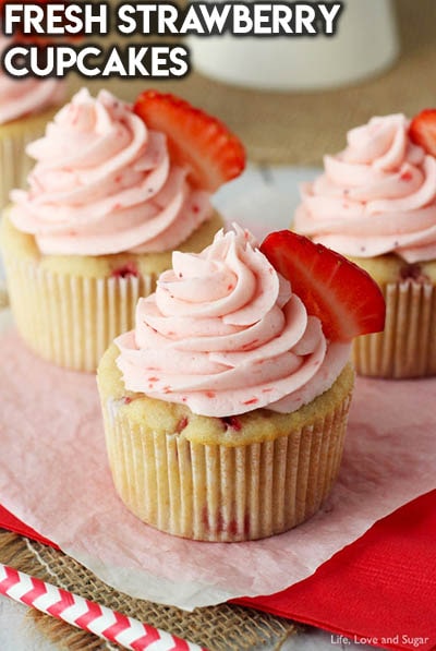 30 Valentines Day Cupcakes: Fresh Strawberry Cupcakes
