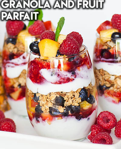 20 Fruit Recipes: Granola And Fruit Parfait