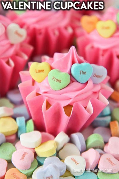 30 Valentines Day Cupcakes: Valentine Cupcakes