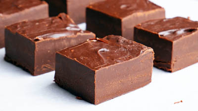 10 Easy 2 Ingredient Desserts: Chocolate Fudge